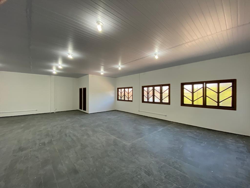 Foto do imóvel: Galpão para Alugar, 1.300 m² em Jardim Henriqueta - Taboão da Serra