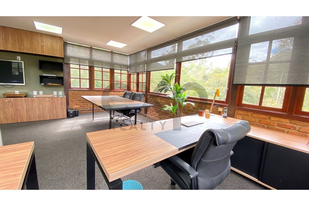 Foto do imóvel: Casa de Condomínio com 5 Quartos à Venda, 317 m² em Itaipava - Petrópolis