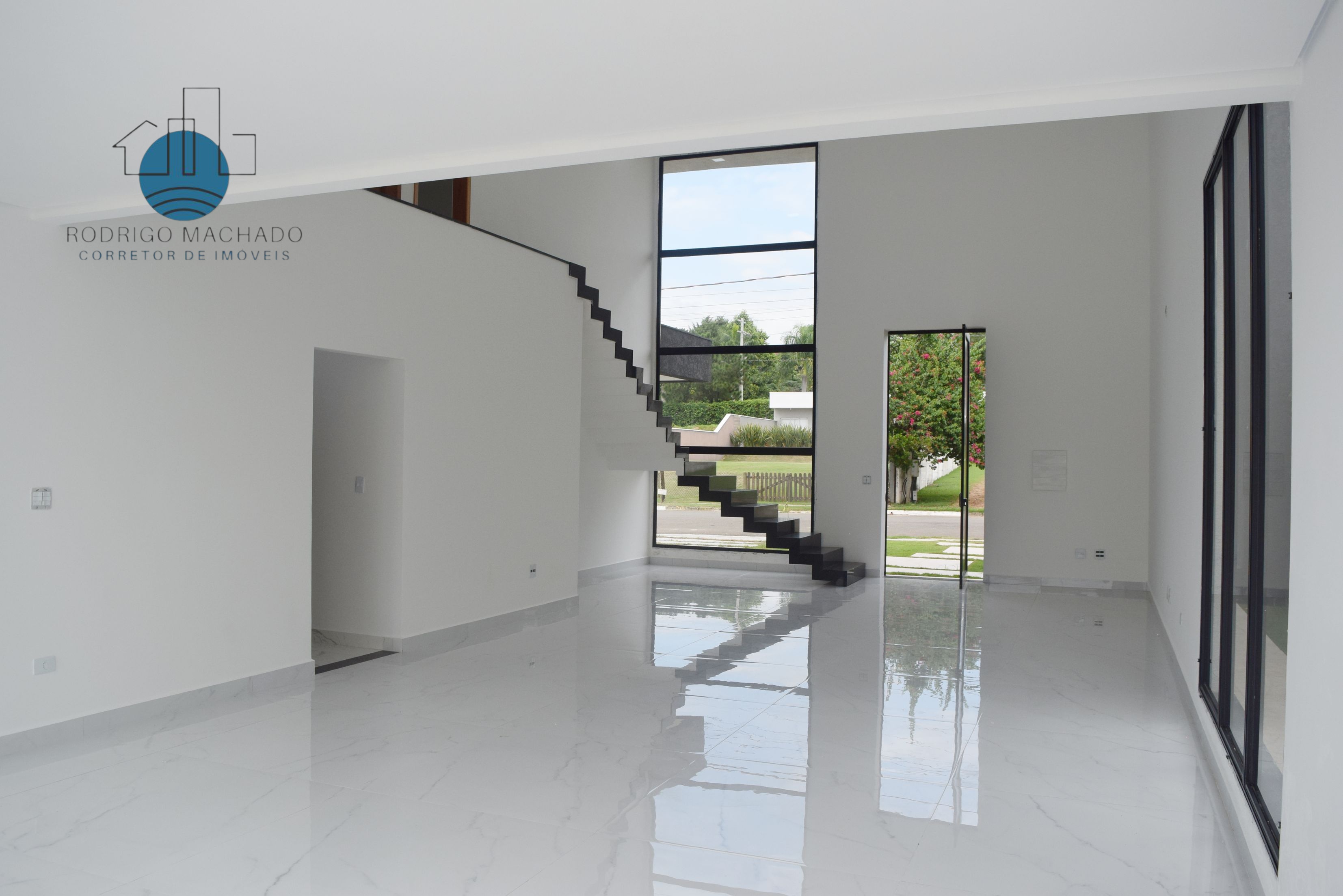 Imagem Sobrado com 4 Quartos à Venda, 252 m² em Condomínio Residencial Shamballa II - Atibaia