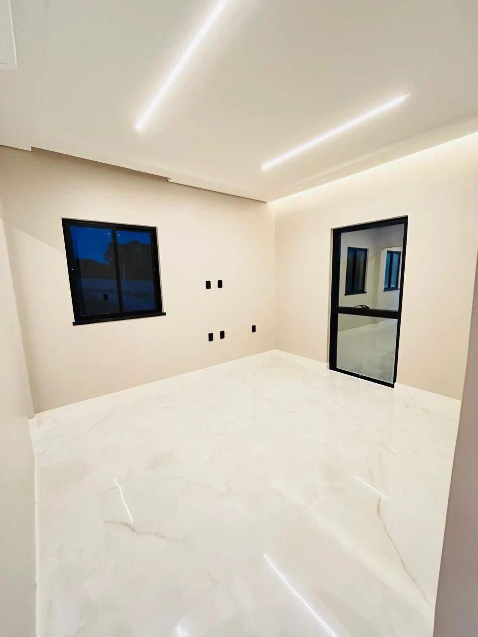 Foto do imóvel: Casa de Condomínio com 5 Quartos à Venda, 400 m² em Coaçu - Fortaleza