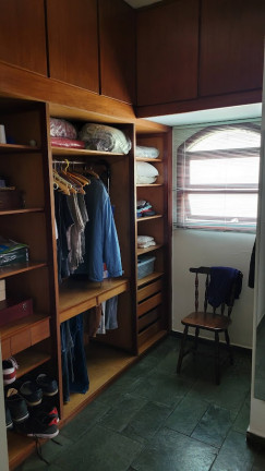 Imagem Casa com 4 Quartos à Venda, 220 m² em Vila Assunção - Santo André