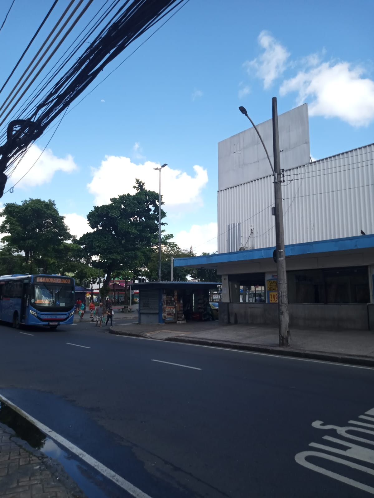 Imagem Sala Comercial para Alugar, 35 m²em Cascadura - Rio de Janeiro