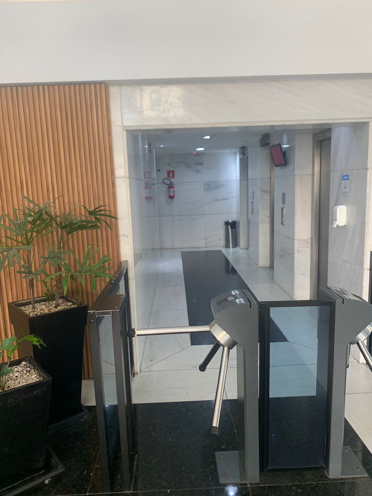 Imagem Sala Comercial para Alugar, 103 m²em Vila Mariana - São Paulo