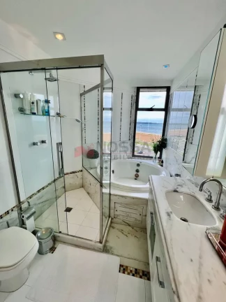 Imagem Apartamento com 4 Quartos à Venda, 265 m² em Mata da Praia - Vitória