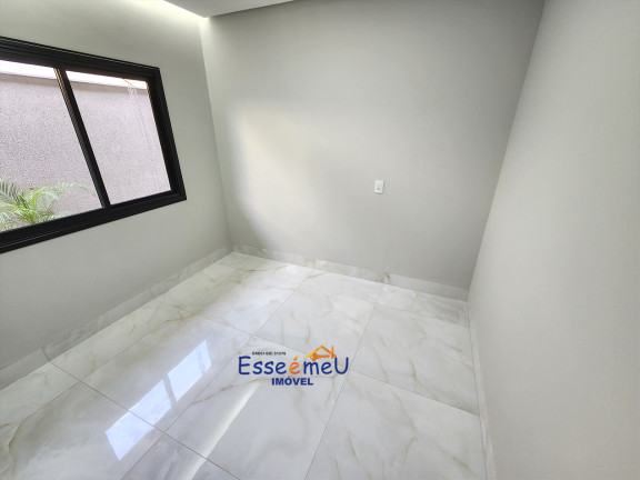 Imagem Casa de Condomínio com 3 Quartos à Venda, 180 m² em Jardins Madri - Goiânia