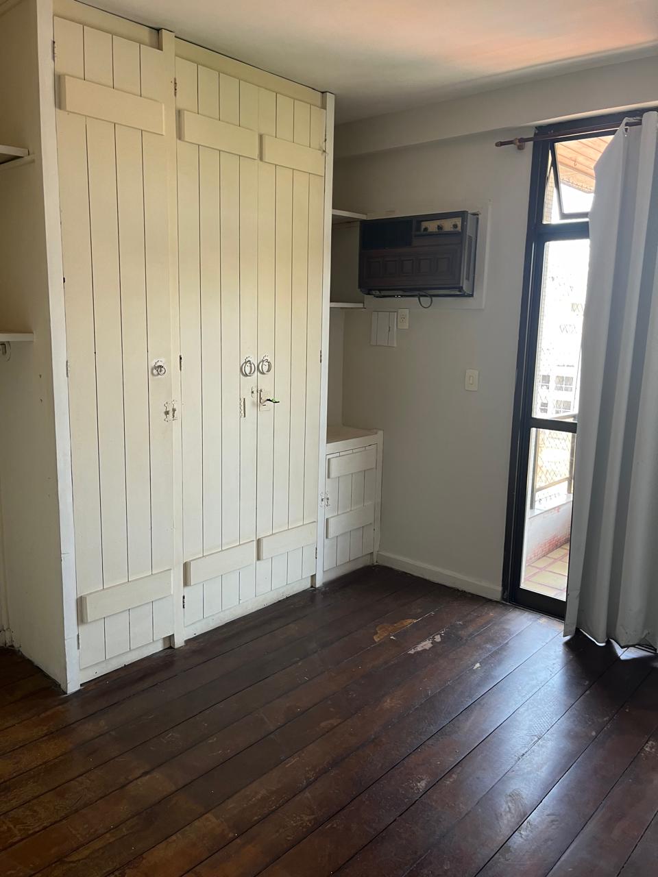 Imagem Apartamento com 3 Quartos à Venda, 155 m² em Icaraí - Niterói