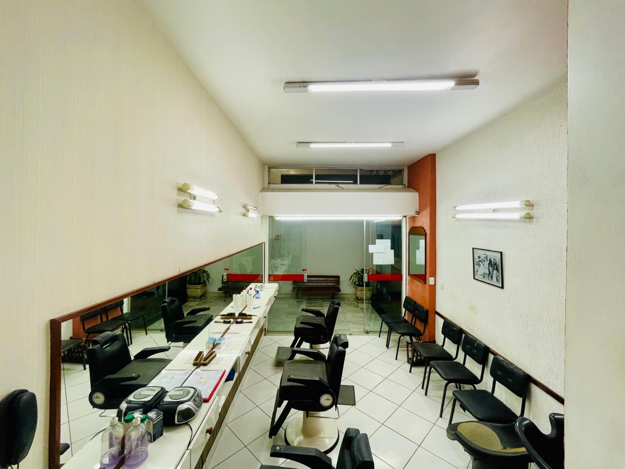 Foto do imóvel: Loja à Venda, 33 m²em Várzea - Teresópolis