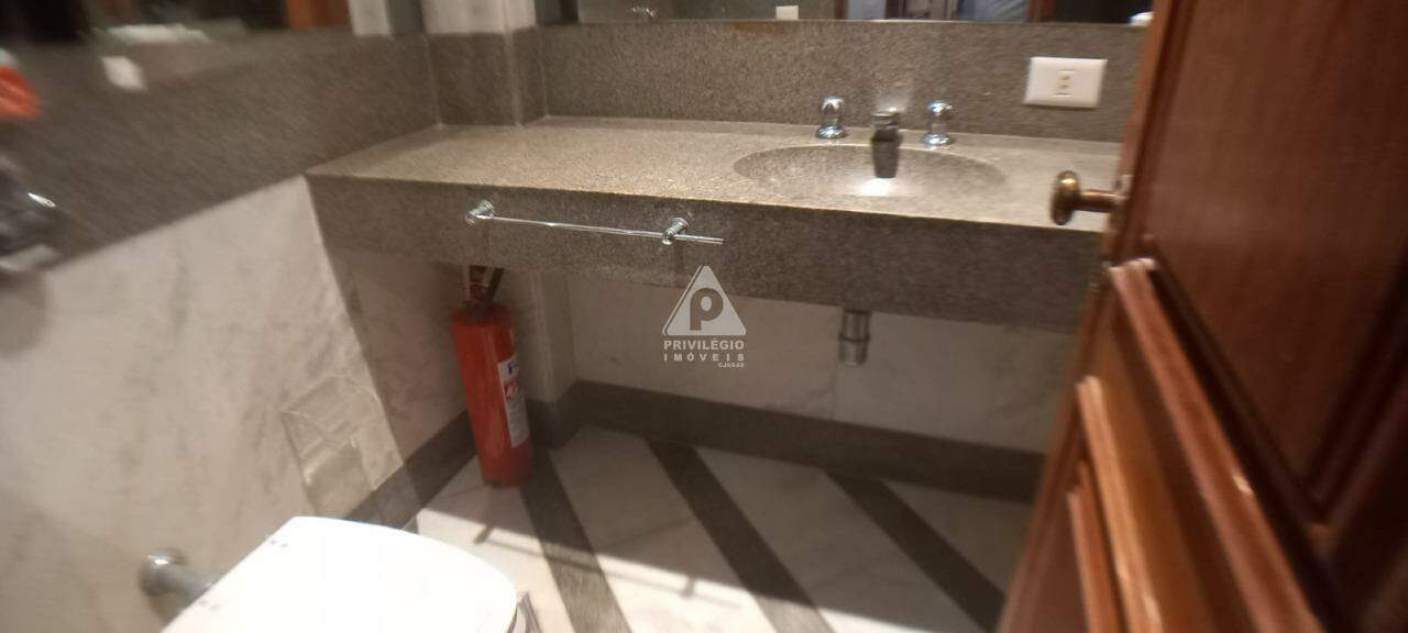 Imagem Apartamento com 6 Quartos à Venda, 470 m²em Ipanema - Rio de Janeiro