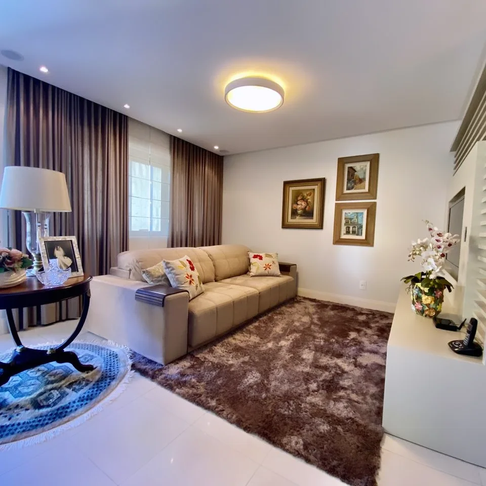 Imagem Apartamento com 3 Quartos à Venda, 134 m²em Centro - Criciúma