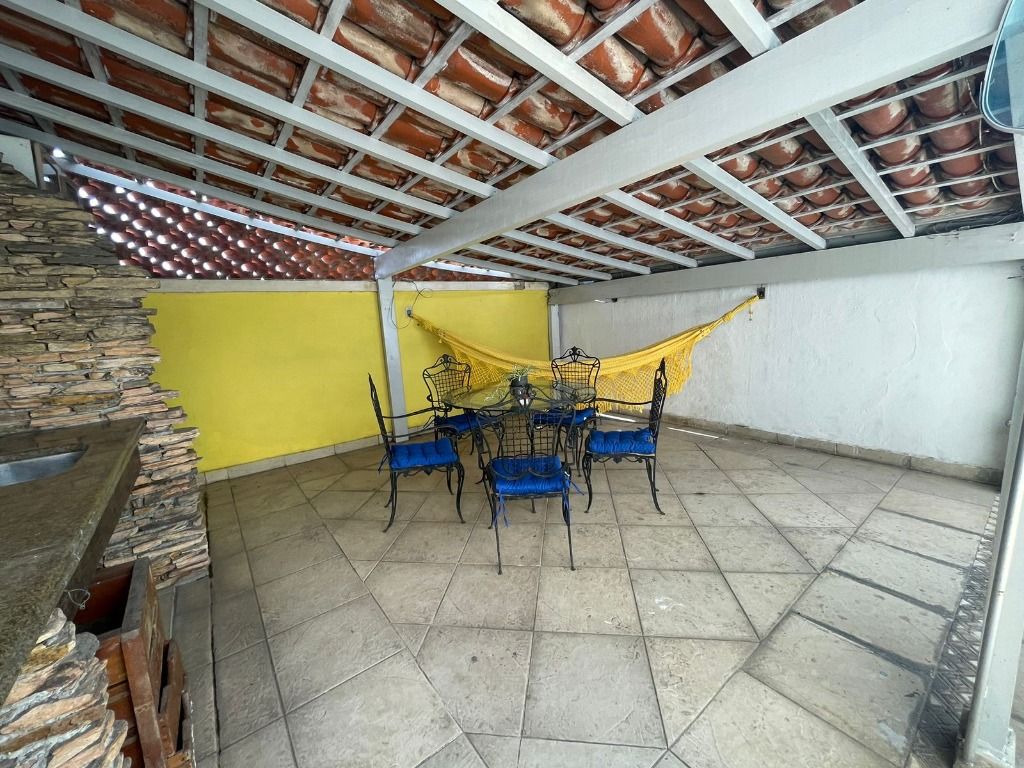 Imagem Apartamento com 2 Quartos à Venda, 142 m²em Icaraí - Niterói