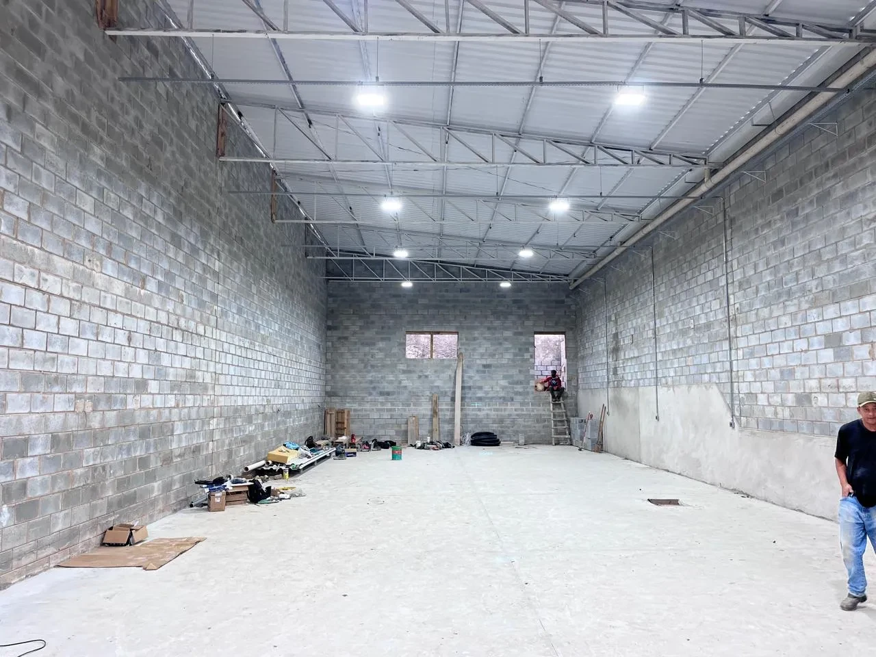 Imagem Galpão para Alugar, 400 m² em Vila Brasileira - Mogi das Cruzes