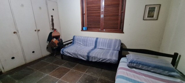 Imagem Casa com 4 Quartos à Venda, 179 m² em Jardim Salaco - Teresópolis