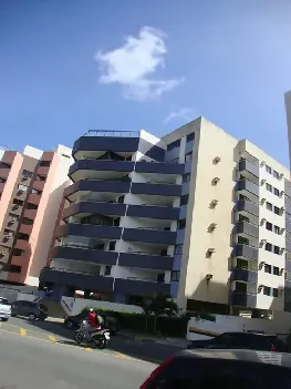 Condomínio Pituba Ville em Salvador