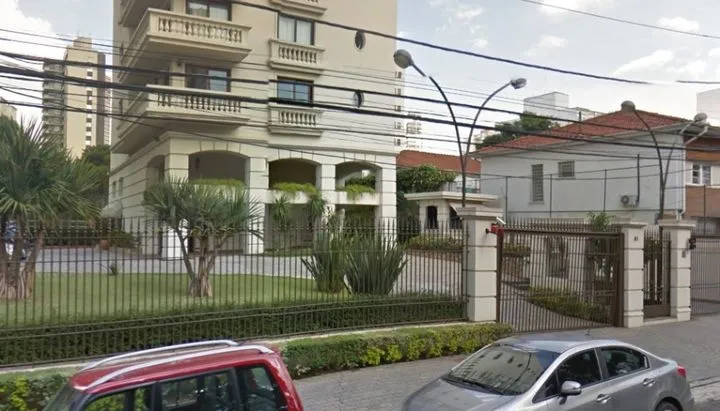 Condomínio Alto Dos Pinheiros Pinheiros em São Paulo
