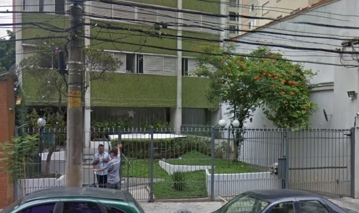 Condomínio Araguaia Pinheiros 328 em São Paulo