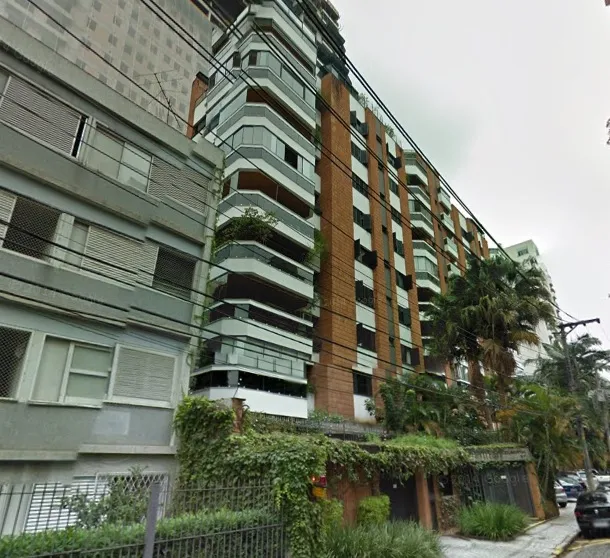 Condomínio Barão De Coubertin Jardim Europa em São Paulo