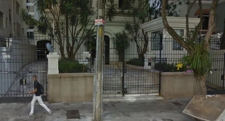 Condomínio Barão De Pinto Lima Jardim América em São Paulo
