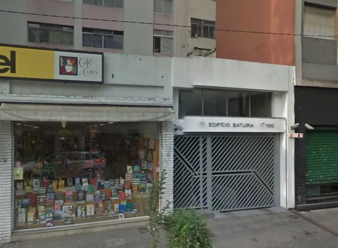 Condomínio Batuira Santa Cecília em São Paulo