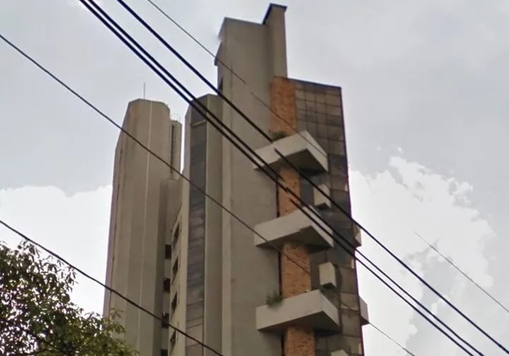 Condomínio Calabrone Campo Belo em São Paulo