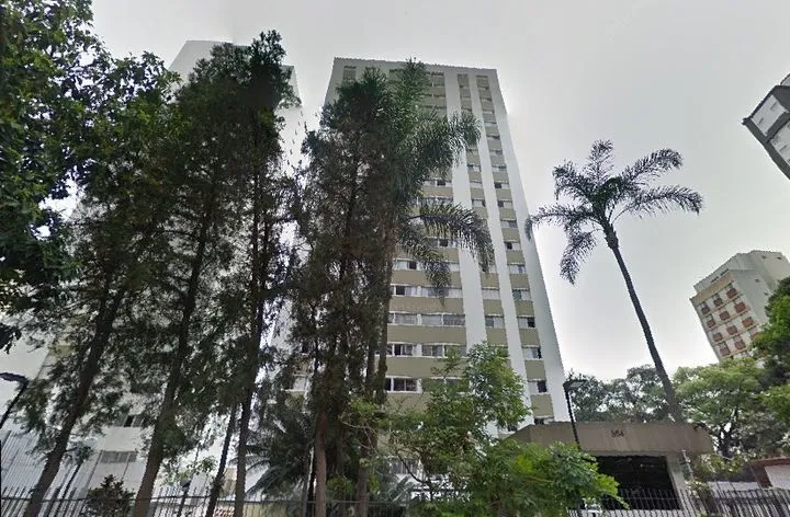 Condomínio Cap D'antibes Campo Belo 854 em São Paulo