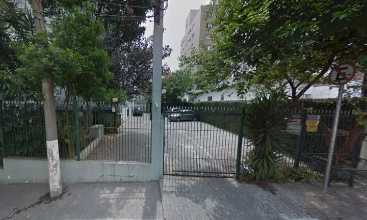 Condomínio Carlton Vila Olímpia em São Paulo