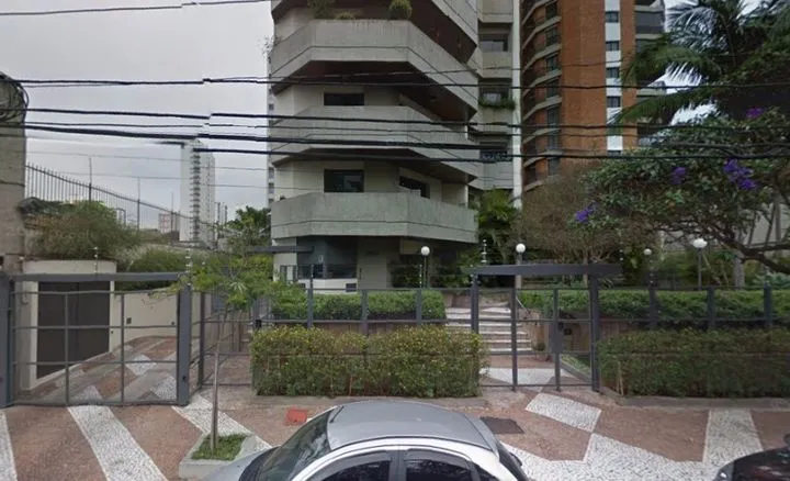 Condomínio Castel De San Marino Campo Belo em São Paulo