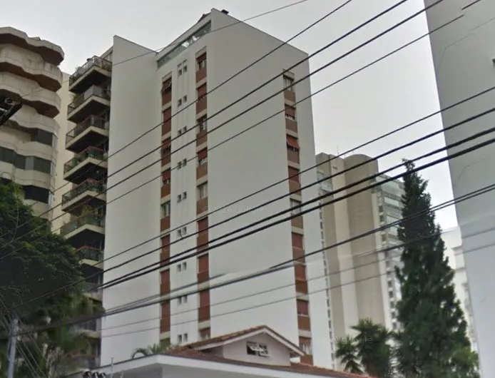 Condomínio Castel Del Monte Campo Belo em São Paulo