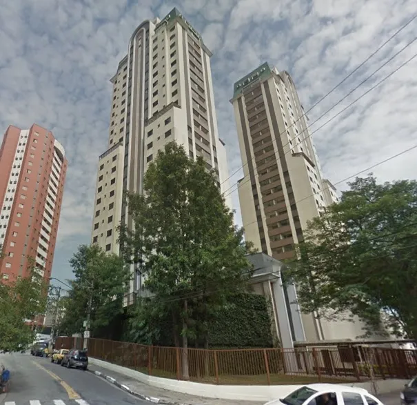 Condomínio Central Place Liberdade em São Paulo