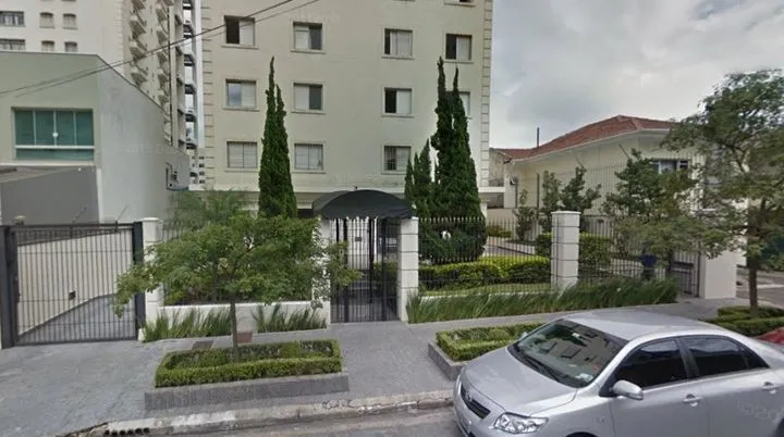 Condomínio Chateau De Chaumont Jardim América em São Paulo