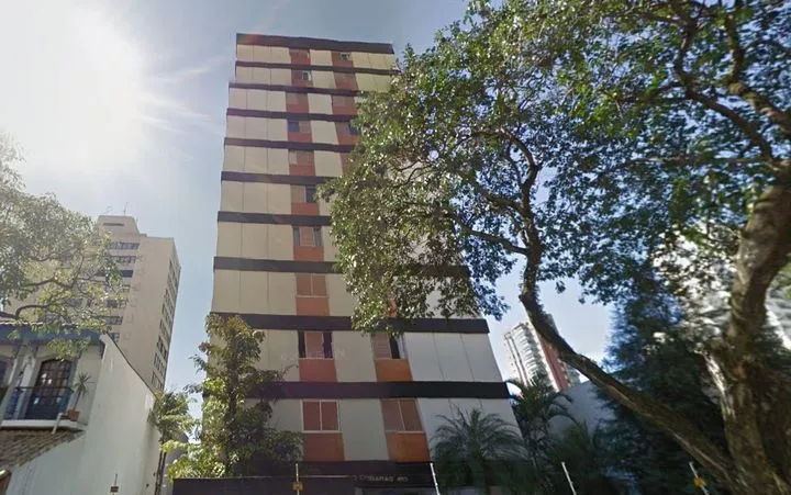 Condomínio Chibarás 415 Moema em São Paulo