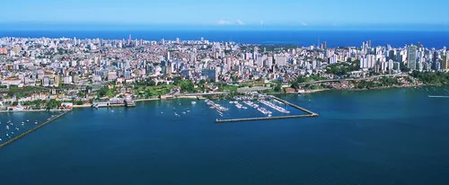 Condomínio Cloc Marina Residence em Salvador