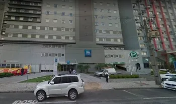 Condomínio átrio Curitiba Flat em Curitiba