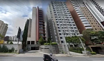 Condomínio Biscayne Tower em Curitiba