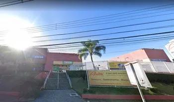 Condomínio Centro Comercial Anita Garibaldi em Curitiba