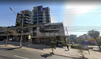 Condomínio Centro Comercial Avenida Do Forte em Porto Alegre