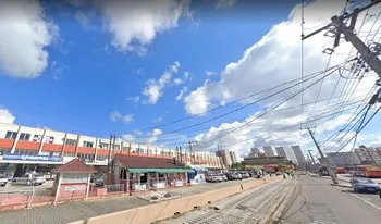 Condomínio Centro Comercial Claudino em Curitiba