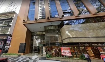 Condomínio Centro Empresarial Adam Smith Ed Francisco V Machado em Curitiba