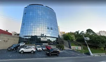 Condomínio Centro Empresarial Carla Vilani em São Paulo
