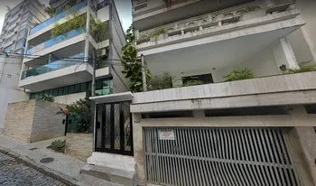 Condomínio Conde De Savoia em Rio De Janeiro