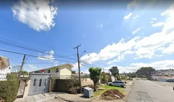 Condomínio Conjunto Residêncial Acarai em Curitiba