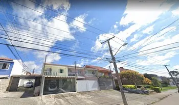 Condomínio Conjunto Residêncial Alberto Betiato em Curitiba