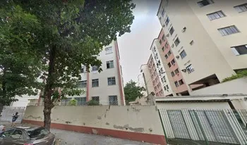 Condomínio Conjunto Residêncial Bispo De Lacerda em Rio De Janeiro