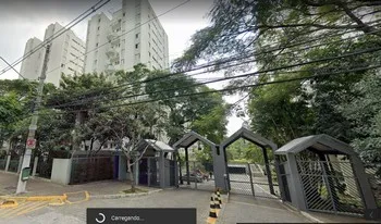 Condomínio Conjunto Residêncial Bosques Do Sul em São Paulo