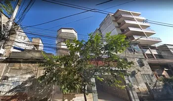 Condomínio Conjunto Residêncial Brasil Polônia em Rio De Janeiro