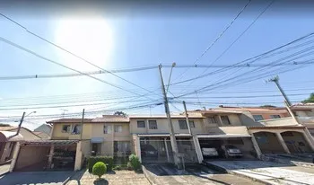 Condomínio Conjunto Residêncial De Casas Geminadas Flavia em Curitiba