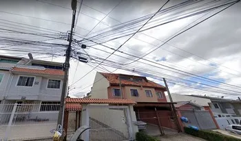 Condomínio Conjunto Residêncial Diamantina Iii em Curitiba