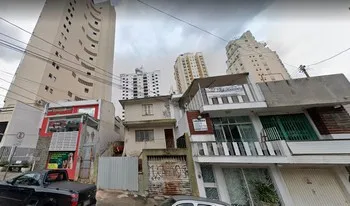 Condomínio Conjunto Residêncial Fernanda em São Paulo