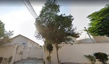 Condomínio Conjunto Residêncial Guainumbis em São Paulo