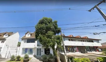 Condomínio Conjunto Residêncial Jardim Italia em Curitiba