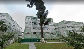 Condomínio Conjunto Residêncial Joana D Arc em Curitiba